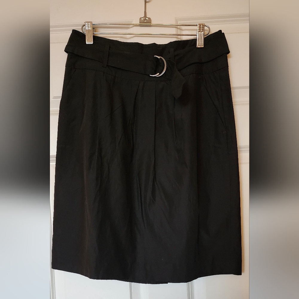 BANANA REPUBLIC BELTED SKIRT